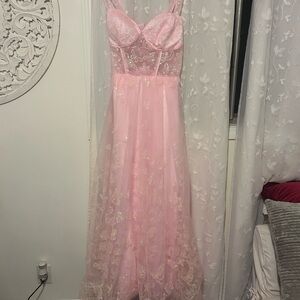 Elegant Pink Butterfly Lace Prom Gown